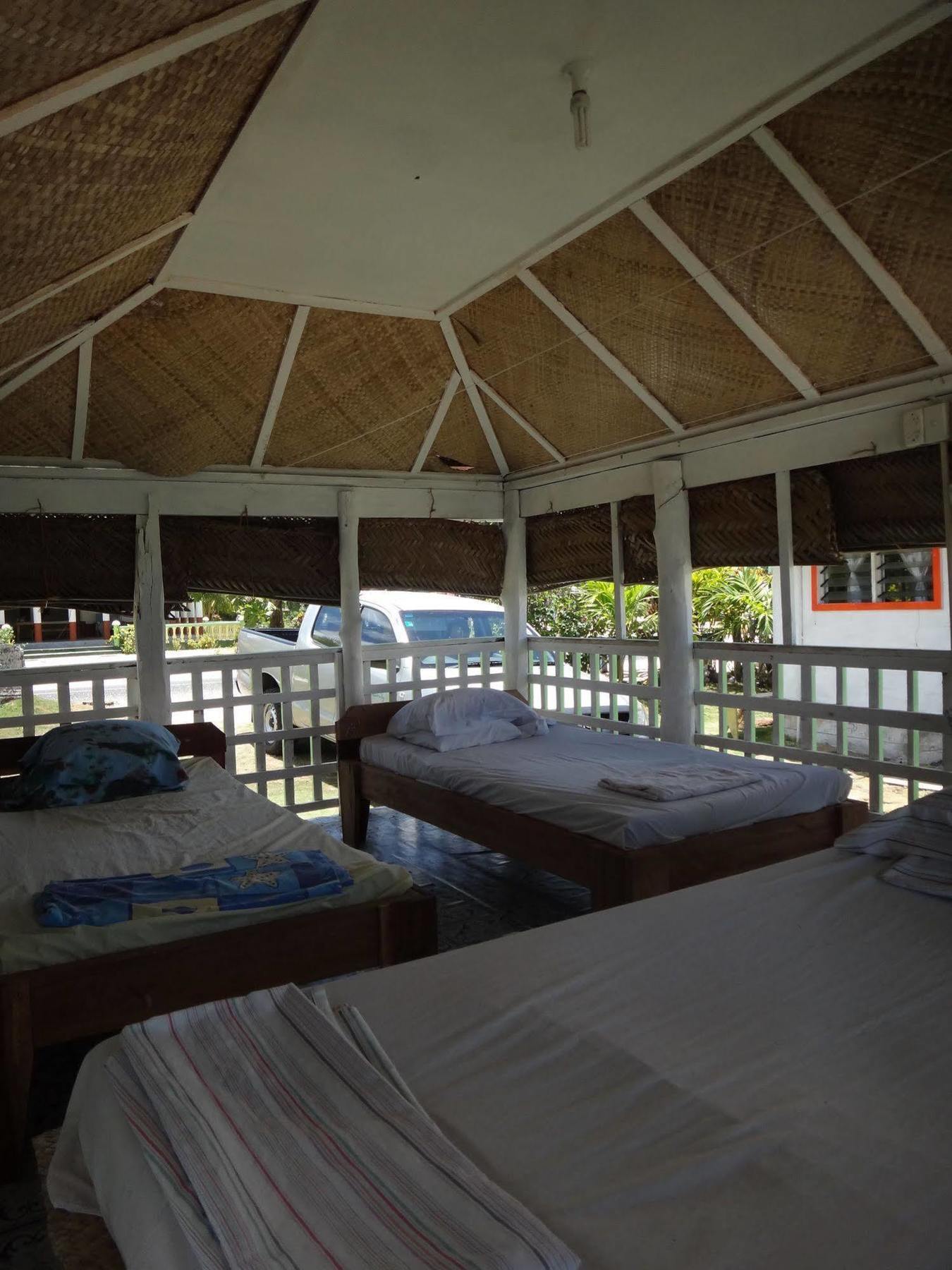 Tailua Beach Fales Manase エクステリア 写真